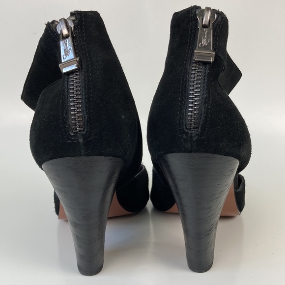 Report Signature Black Suede Chunky Heel Pump - Picture 7 of 15
